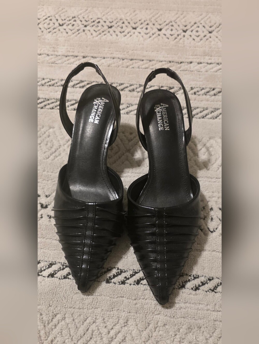 American Exchange Black Pointed Ribbed Slingback Heels Size 8.5